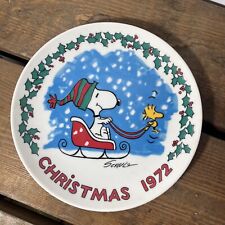 Peanuts Family Collector Series First Edition Christmas 1972 Plate Snoopy Schulz picture