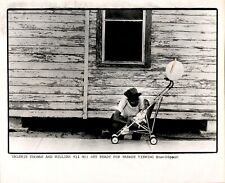 LG44 1980 Orig Photo MOTHER & CHILD IN FRONT OF WEATHERED BUILDING PARADE ROUTE picture