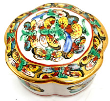 QIANLONG CHINESE BUTTERLY PORCELAIN GOLDED HAND PAINTED TRINKET BOX  c1930 Exc. picture