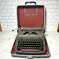 Vintage 1950s Green Royal Quiet Deluxe DeLuxe Portable Manual Typewriter Tested picture