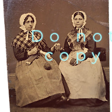 AMAZING Tintype Women Knitting Civil War Era 1860s Antique Photo Vintage Darien picture