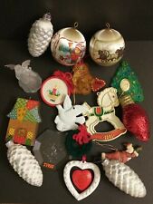 LOT OF VINTAGE CHRISTMAS ORNAMENTS-NICE ASSORTMENT picture