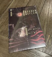 Arkham Asylum A Serious House on Serious Earth Batman Morrison, McKean Hardcover picture