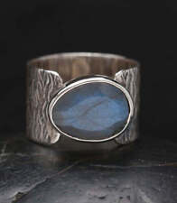Sterling Silver Hammered Ring with Cut Labradorite picture