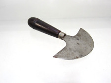 SUPERB EARLY LEATHER WORKERS CUTTING TOOL KNIFE HALF MOON 4 5/8