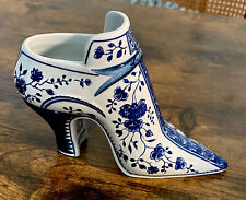 Authentic Delft Williamsburg Restoration Collectible Porcelain Shoe Blue & White picture