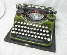 Vintage 1931 Underwood-Elliot-Fisher Lime-GREEN Portable Typewriter w/Case. Nice picture