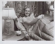 HOLLYWOOD BEAUTY ALICE FAYE STYLISH POSE STUNNING PORTRAIT 1950s Photo C45 picture