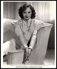 Hollywood Beauty PAULETTE GODDARD STRIKING POSE PARAMOUNT 1940 ORIG Photo 188 picture