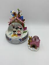 Disney Micky And Friends Deck The Halls Gingerbread House Snow-Globe Rare picture