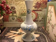 Vintage Blue & White~Small Florals~Lamp~11.75”H~Charming/Cottage~For LINDA~Cute picture