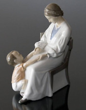 B&G Bing Grondahl Porcelain Figurine Dickie's Mama & Child 1642 Mother's Day picture