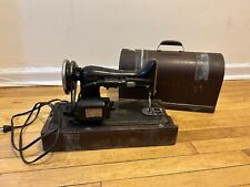 Antique 1939 Singer Sewing Machine With Top Wood Case AF156456 picture