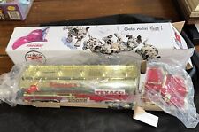 TEXACO Fire Chief SEASONS GREETINGS TANKER TRUCK Gold 1998 Taylor Made 1:32  picture