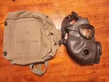 ORIGINAL VIETNAM U.S. M17A1 GAS MASK with Bag And Box Size Medium No Filters picture