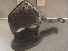 ANTIQUE AUGUST NASSE WHOLESALE GROCER ST. LOUIS CAST IRON TOBACCO CUTTER picture