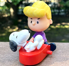McDonald's Happy Meal Schroeder & Snoopy Figurine2015 THE PEANUTS MOVIE Toy picture