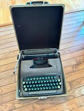 VINTAGE 1952 SMITH CORONA SILENT Portable Floating Shift TYPEWRITER with CASE picture