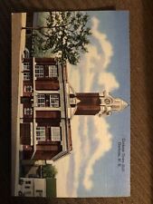 Vintage Linen Postcard Gorham Town Hall, New Hampshire c1930s picture