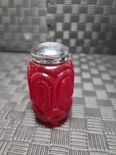 Vintage LE Smith Sun and Moon Salt & Pepper Shaker Ruby Red Glass (1) picture