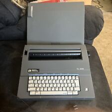Smith Corona SL-500 Electric Typewriter With Cover picture