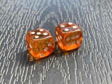 2x Amber dice. 13x13mm Classic light maple clr. Hand work. Gambling dice. Casino picture