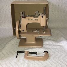 Beige Singer Sewhandy Model No 20 Working Child's Sewing Machine in Original Box picture