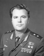 8x10 Original Autographed Photo of Soviet Cosmonaut Vladimir Shatalov picture