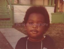 LITTLE KID American FOUND PHOTOGRAPH Original Color Snapshot VINTAGE 811 38 K picture