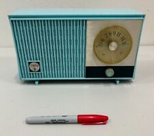 Vintage 950s Turquoise Zenith Dial Radio - Mid Century MCM Atomic Retro Decor picture