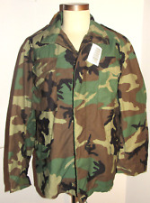 UNUSED GENUINE US MILITARY 1999 CAMO FIELD JACKET ZIPPER FRONT/CONCEALED HOOD M picture