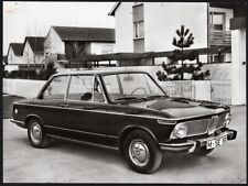 Larger size BMW 1602 Factory Werkfoto Nr. 0011, amazing classic car, Vin picture