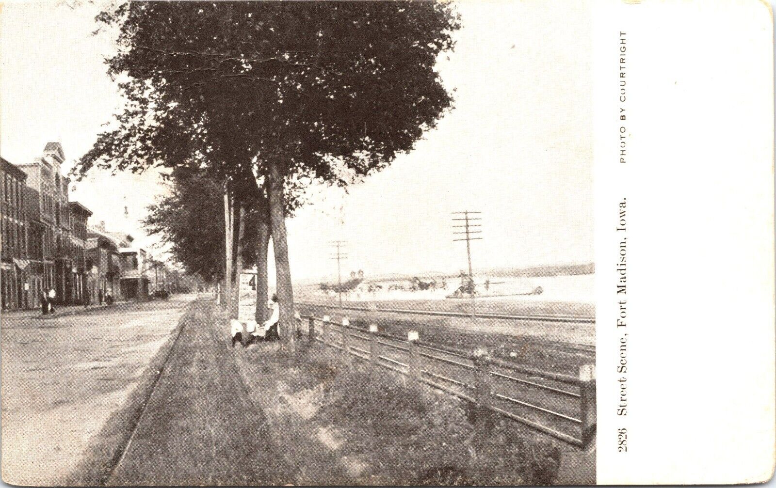Fort Madison, Iowa Street Scene Photo By Courtright Postcard