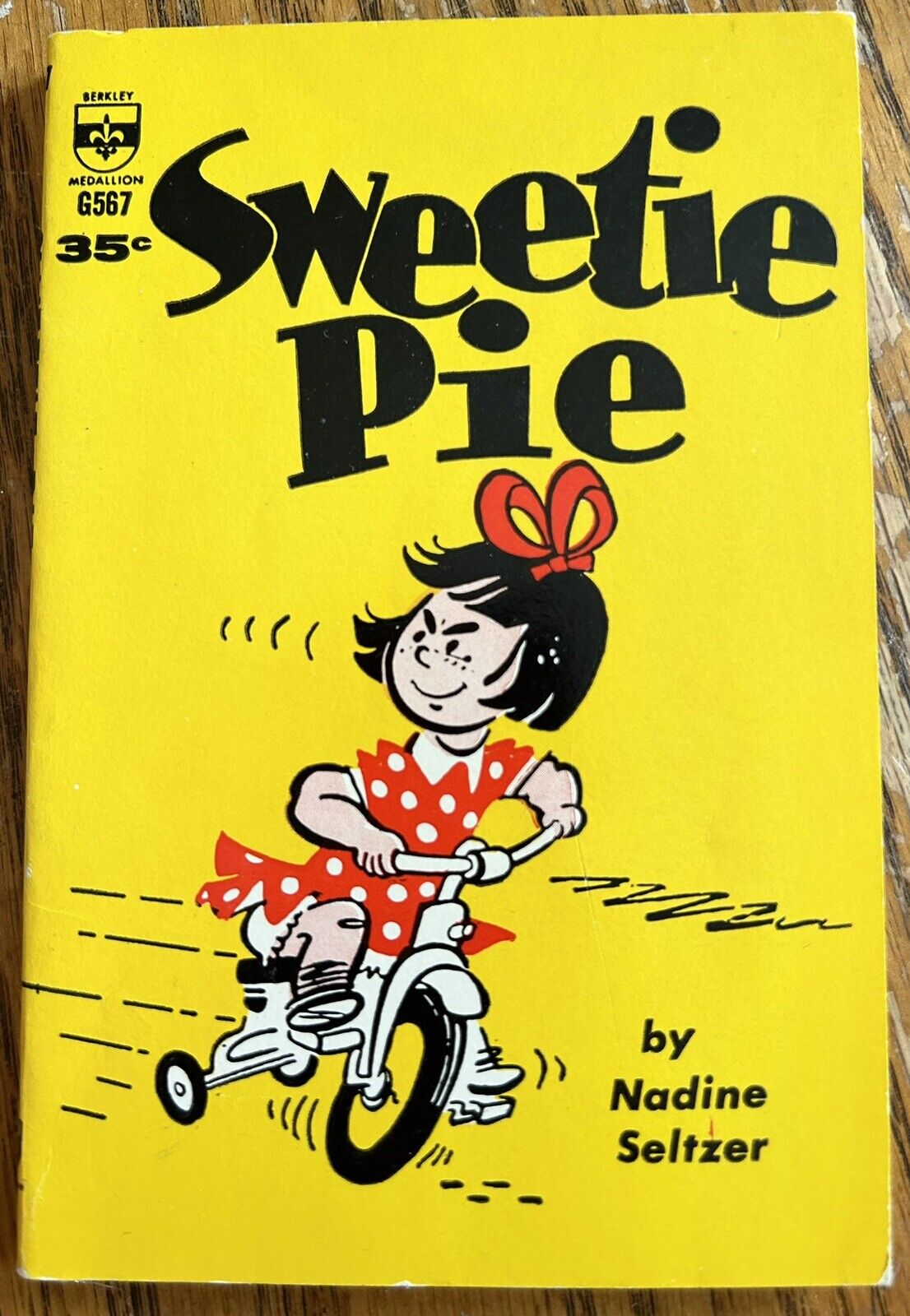 Vintage SWEETIE PIE Book 1961 Comic Strip NOS Never READ MINT Softcover Book NEW