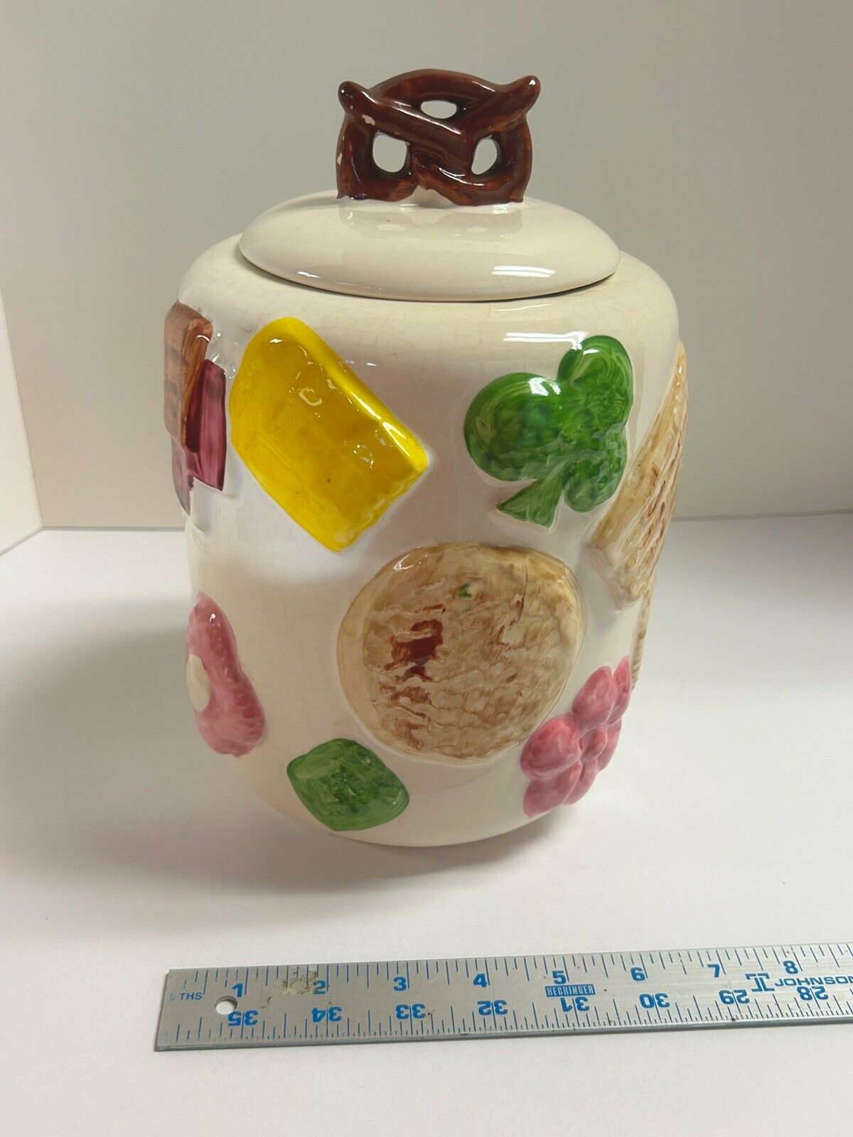 Vtg Los Angeles Potteries 1950s COOKIES ALL OVER Cookie Jar PRETZEL  Knob Lid