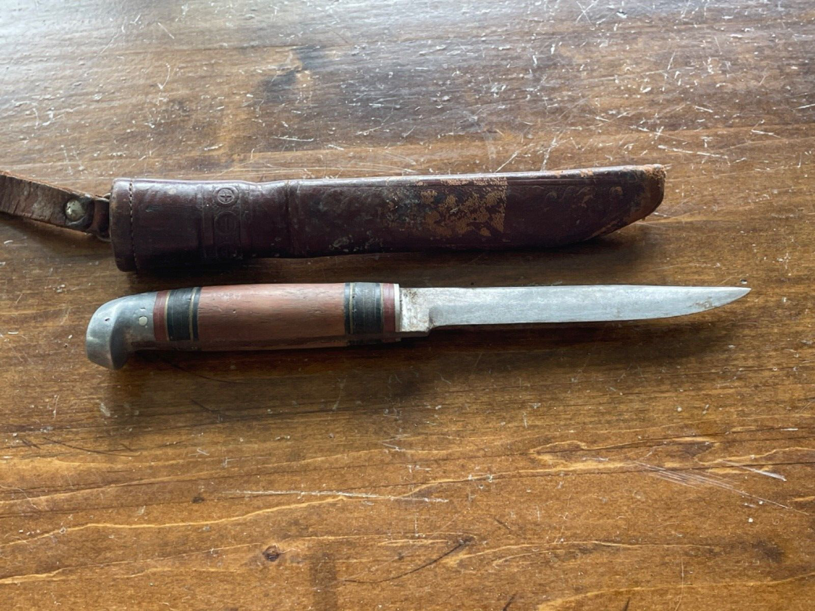 Vintage West Cut USA ~ Fixed Blade Hunting Knife w/Wood Handle & Sheath--1051.24