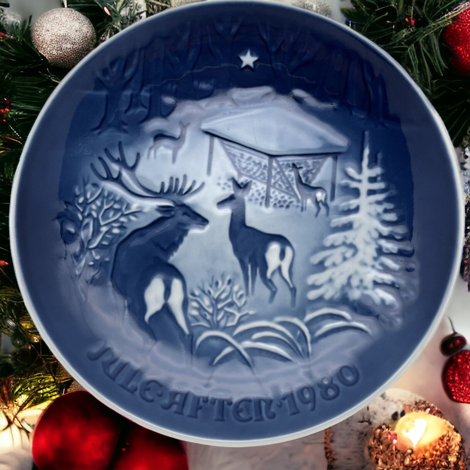 Royal Copenhagen 1980 Christmas in the Woods Porcelain Plate Bing & Grondahl