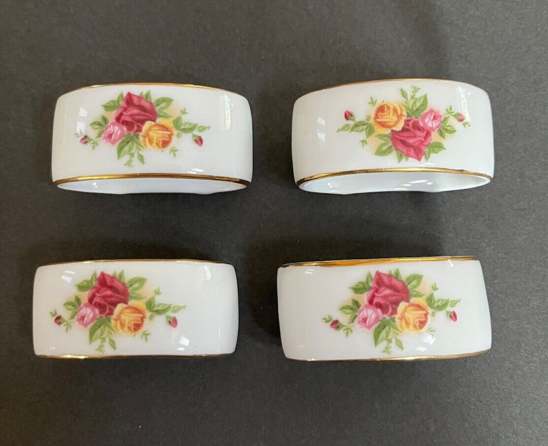 Vintage 1962 Royal Albert set of 4 Old Country Roses pattern napkin rings