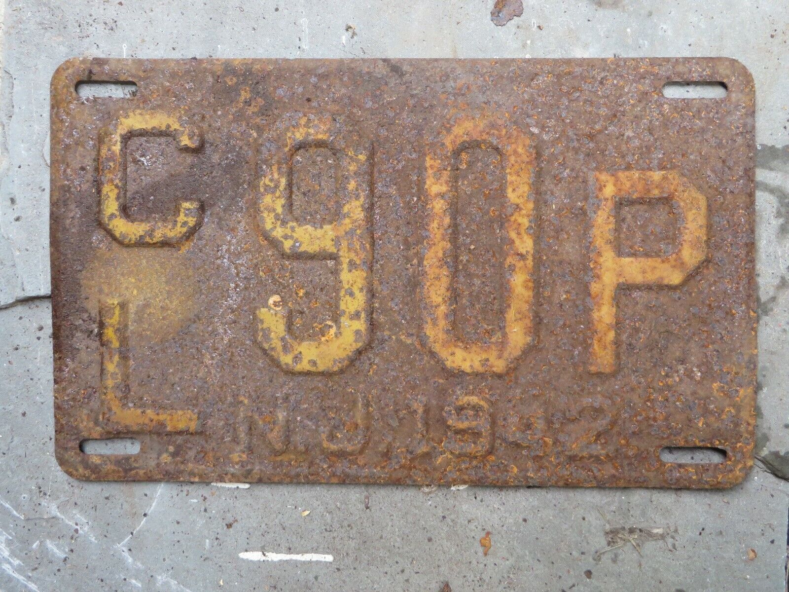 Antique New Jersey License Plate CL 90P 1942