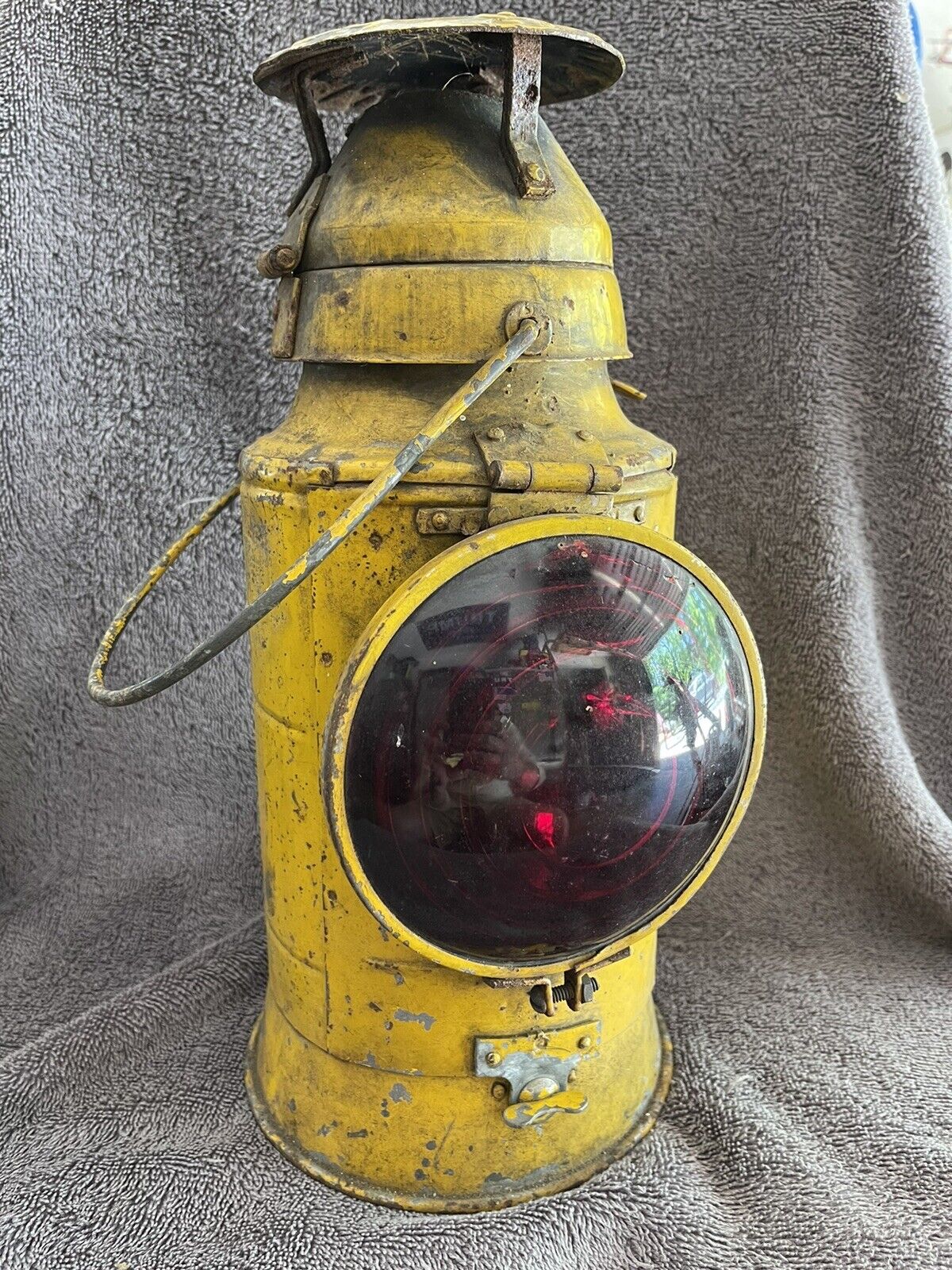 Old Vintage Handlan St. Louis Railroad Lantern Red Glass Lens Yellow Rare