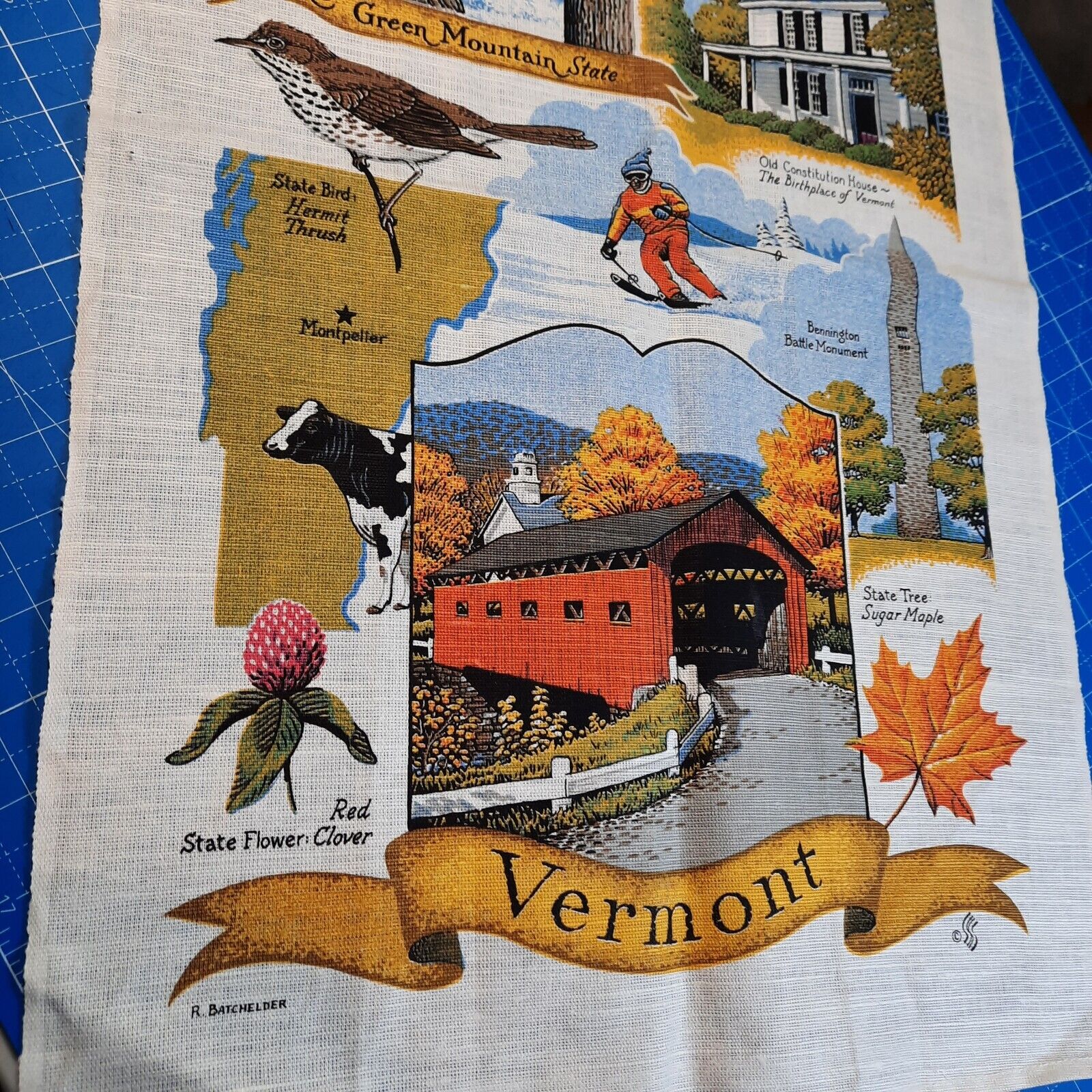 Vintage R Batchelder Vermont Print Tea Towel 23x15.5 Travel Destination Skiing 