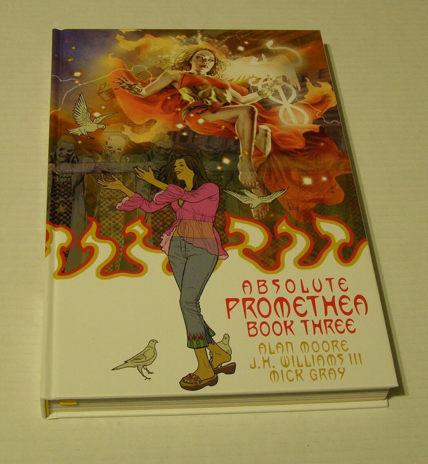 Absolute Promethea Book 3 Slipcase DC Comics