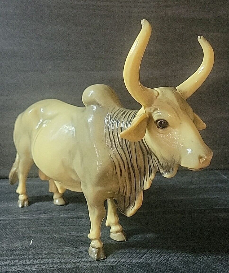 BREYER BRAHMA Bull #70 Glossy Pre-mark VTG Figurine 1958-67 E.M. Boehm Sculptor