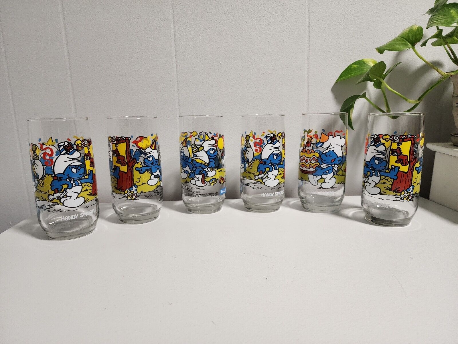 Set Of 6 Vintage Smurf Glass 1983 Handy Smurf Tumbler Peyo Wallace Berrie & Co. 