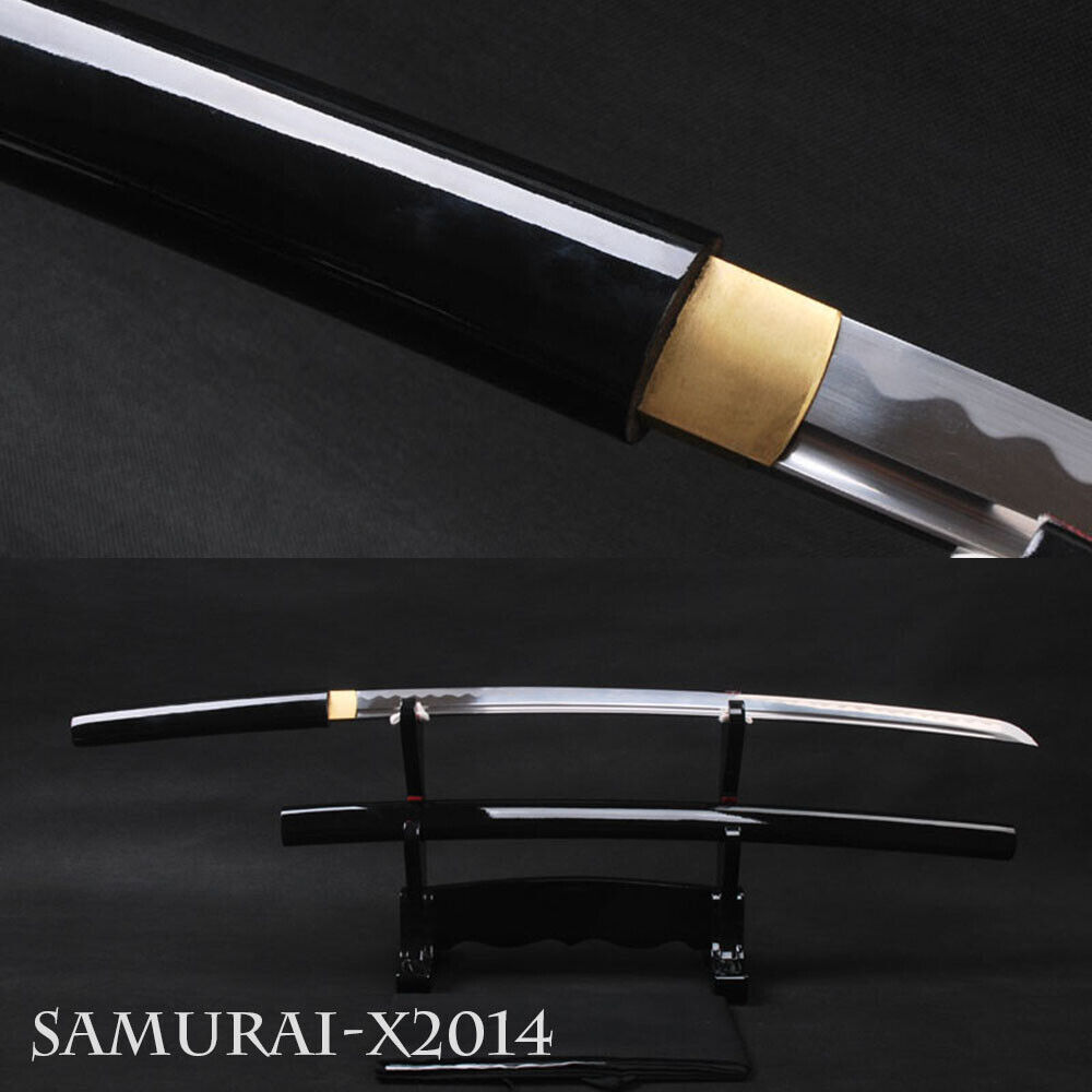 simple but elegant black japanese samurai katana sword carbon steel shiny blade