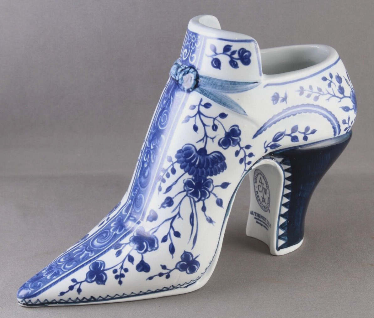 Authentic Delft Williamsburg Restoration Ceramic Shoe Foreign Advisory 4.5\