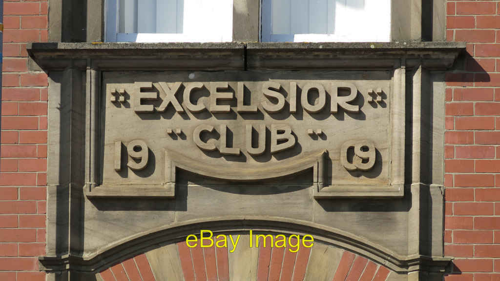 Photo 6x4 Date stone on the Dunston Excelsior Working Men\'s Club, Staithe c2018