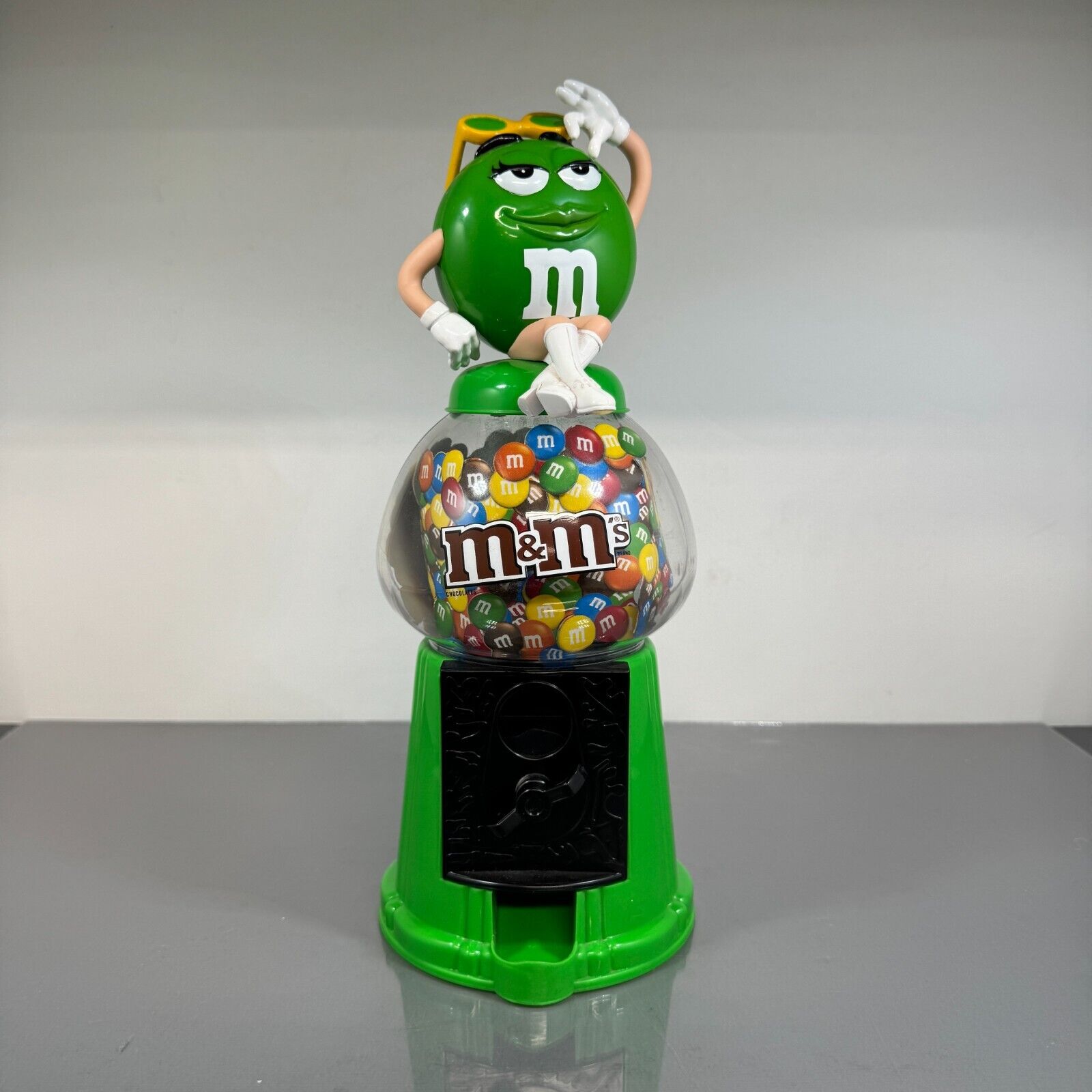 M&Ms Ms. Green Novelty Candy Dispenser Coin Bank Gumball Machine 2008 NEW