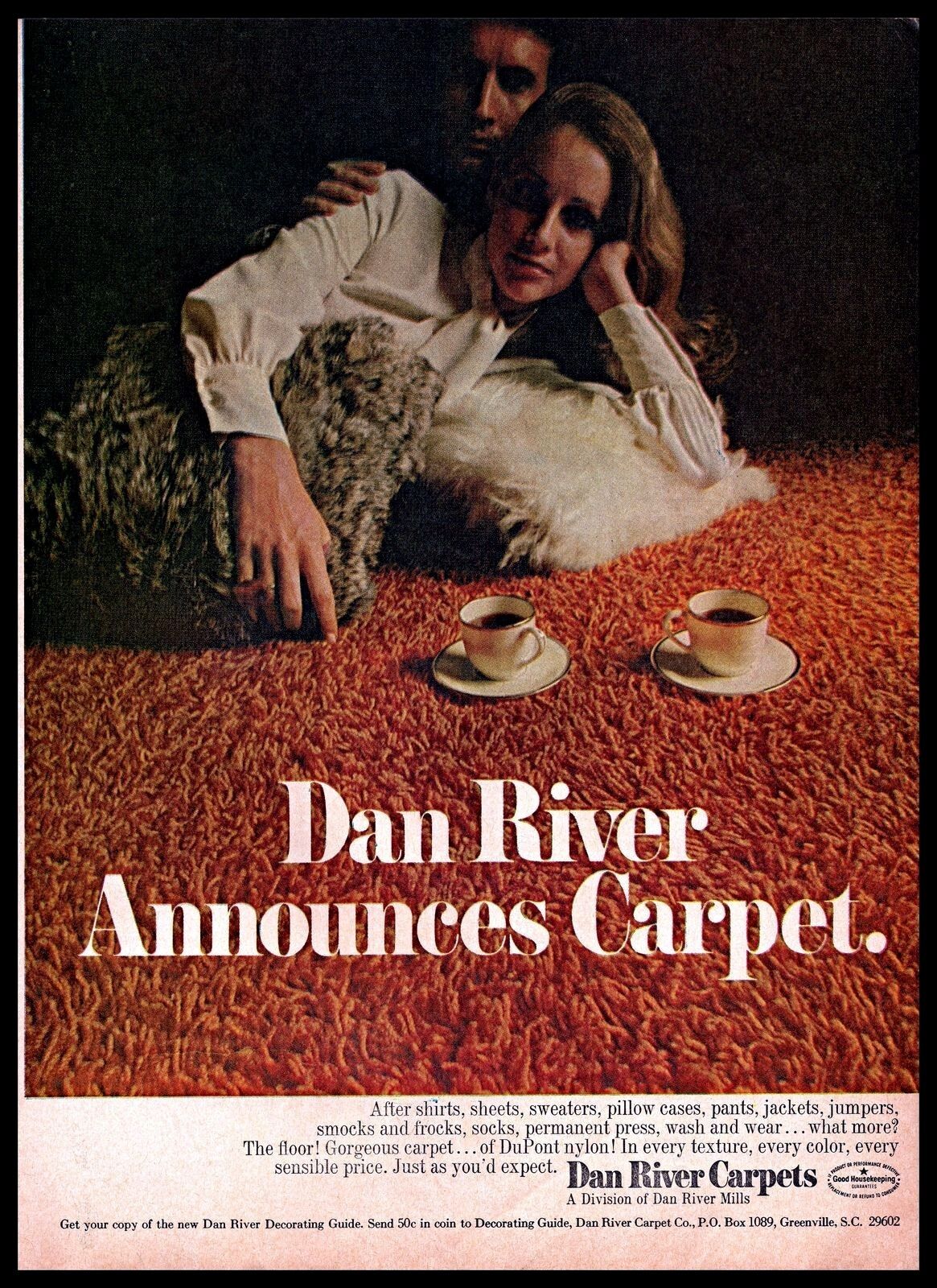 1969 Dan River Carpet Home Decor Couple Tea Cups Vintage Photo PRINT AD 1960s 