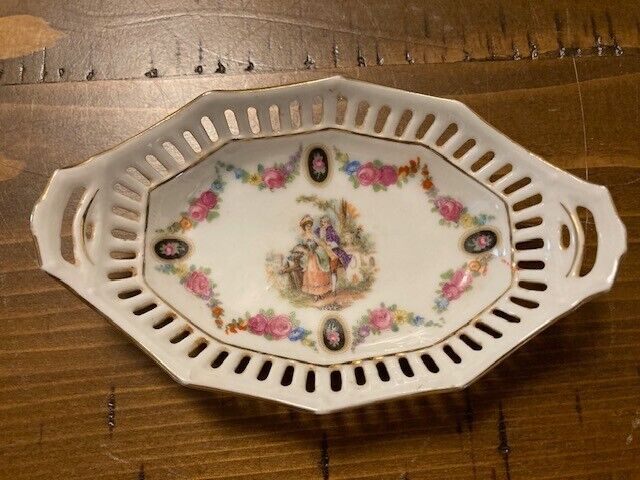 Vintage Small German Porcelain White Oval Trinket Dish Reticulated Gold Trim